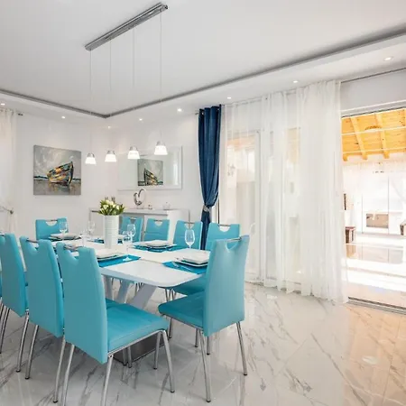 Holiday home Ferienhaus Fur 11 Personen In Cista Mala, Dalmatien Norddalmatien